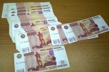 Почти пять миллионов рублей заработной платы взыскали приставы Добринского района с организации-должника