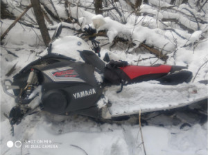 В Лебедянском районе погиб водитель перевернувшегося снегохода