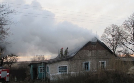Загорание дома в Становлянском районе