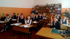 В школах  Липецкой области на физкультминутках дети используют световозвращатели