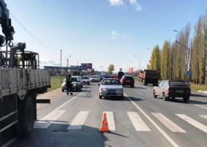 В Липецком районе пешеход попал под колеса ВАЗа