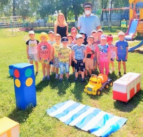 В Липецкой области малышам и их воспитателям вручают награды областного  фестиваля «Дорожный калейдоскоп»