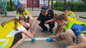 В Липецкой области сотни школьников в детских лагерях повторяют правила дорожной безопасности