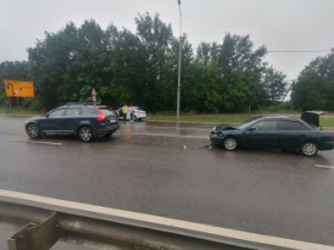 В Липецке на трассе Орел – Тамбов в столкновении иномарок пострадала одна из пассажирок