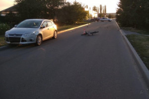 В Грязях в ДТП с участием мопеда пострадали пассажир и пешеход