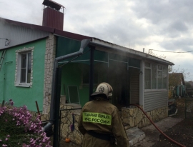 Загорание дома в
Краснинском
районе