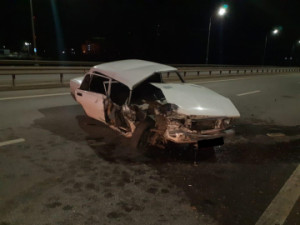 В Липецке на трассе Орел – Тамбов водитель «семерки» врезался в дорожное ограждение
