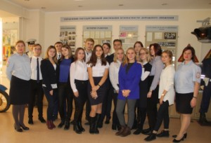 Липецкие школьники-волонтеры знакомились с деятельностью Госавтоинспекции
