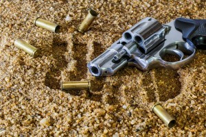 Прокуратура требует лишить 7 липчан права на владение оружием