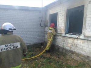 В Лебедянском районе сгорел дом