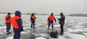 Ежедневно липецкие спасатели патрулируют замёршие реки и озёра