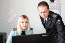 Житель Становлянского района оплатил более 590 тысяч рублей алиментов, чтобы иметь возможность выехать в зарубежную командировку
