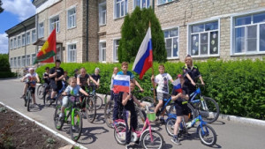 В Липецкой области сотрудники Госавтоинспекции приняли  участие в велопробеге