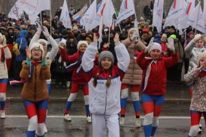 Около 4 тысяч липчан вышли поддержать российских спортсменов