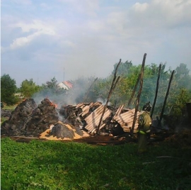 Загорание надворной постройки в Усманском районе