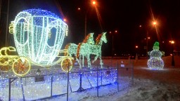 В Липецке отключают новогоднюю иллюминацию