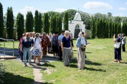 Пожилые ельчане совершили поломническую поездку в Лебедянский район