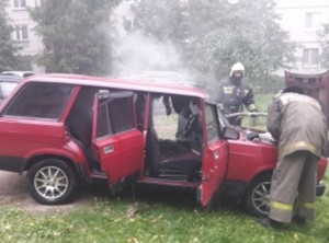 В Липецке сгорел ВАЗ-2104