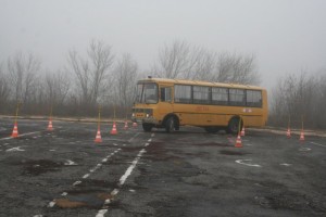 «Триатлон» дорожной безопасности среди водителей школьных автобусов проводился в Липецкой области