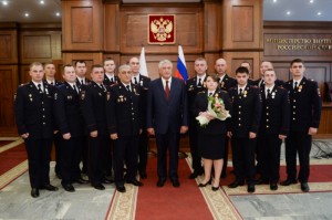 Владимир Колокольцев вручил государственные и ведомственные награды сотрудникам полиции, проявившим мужество при спасении людей